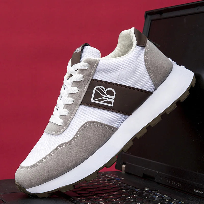 New Breathable Mesh Men's Casual Thick-soled Running Sneakers