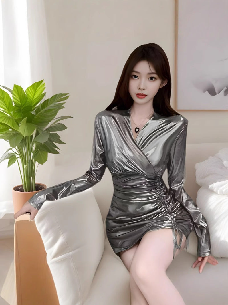 Temperament pure hot girl design gilding design new sexy V-neck irregular drawstring dress 807