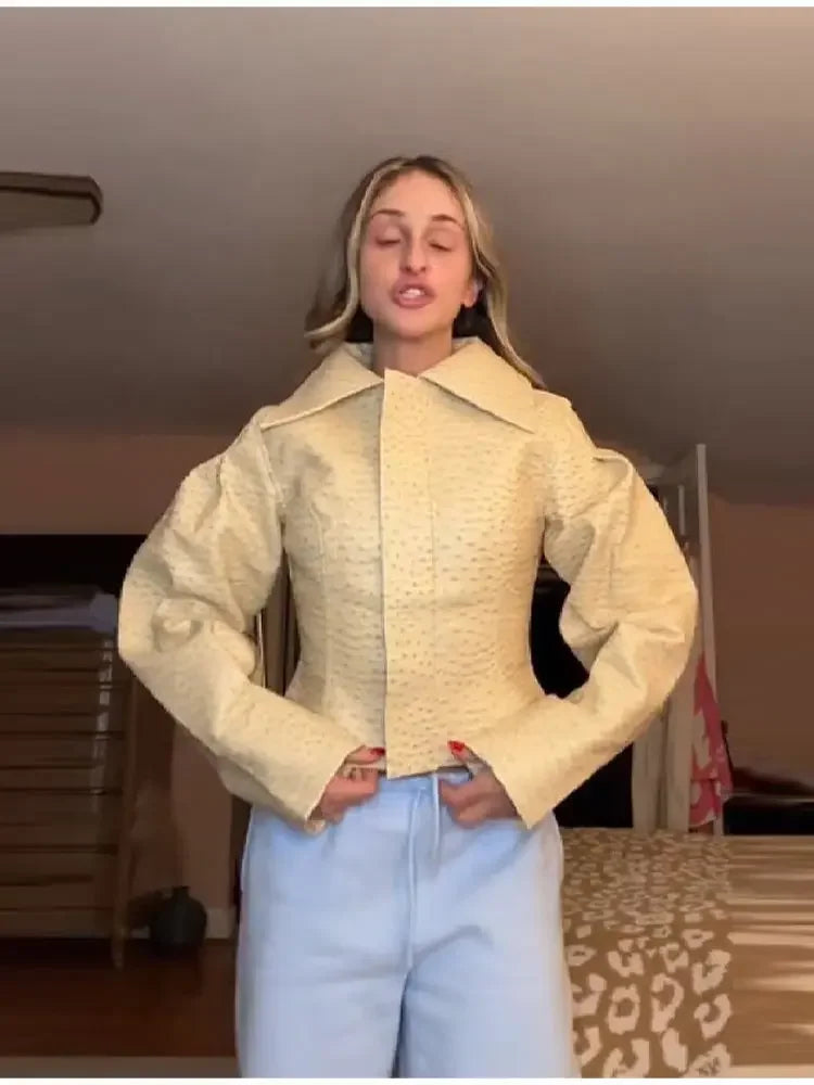 Stylish Women Cream Textured Cropped Jacket Wide Pointed Collar Structured Fit Button Front Coat Chic Women Daily Office Wear