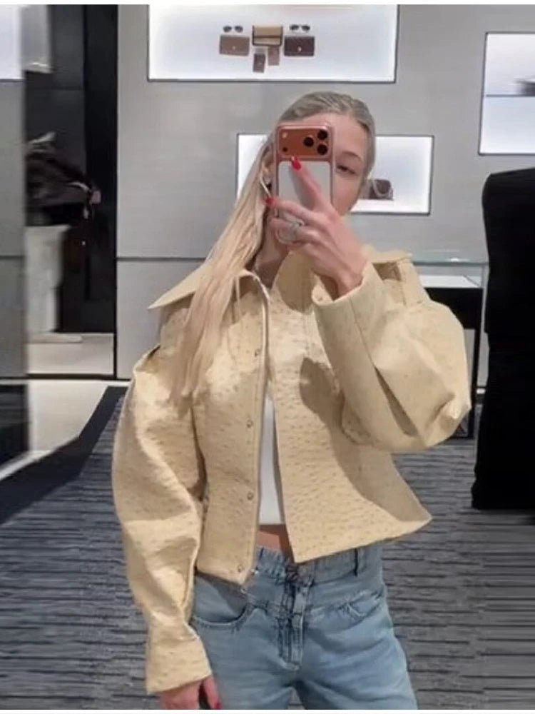 Stylish Women Cream Textured Cropped Jacket Wide Pointed Collar Structured Fit Button Front Coat Chic Women Daily Office Wear
